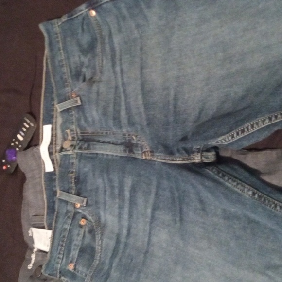 New Jeans - Picture 7 of 10